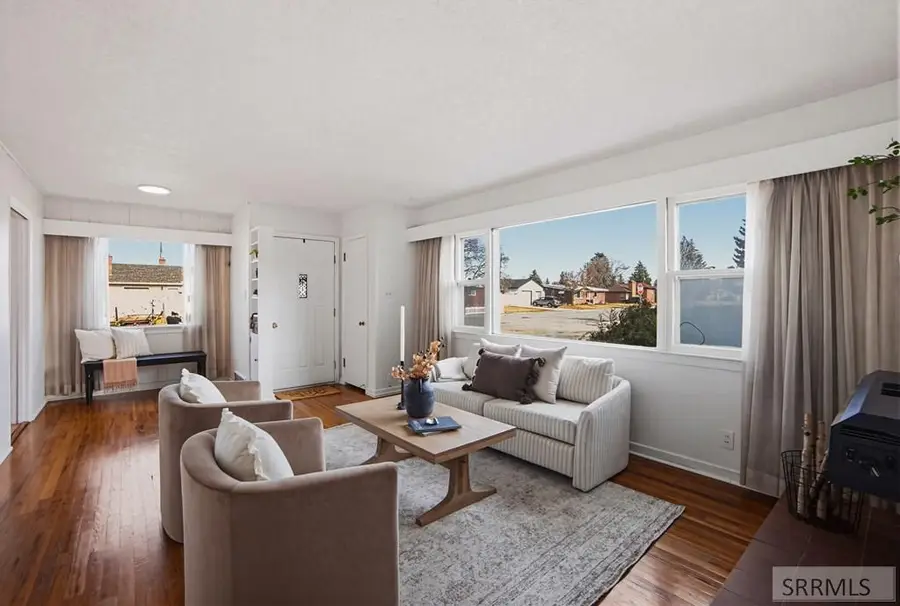 810 Cranmer Avenue, Idaho Falls, ID 83401 - #2