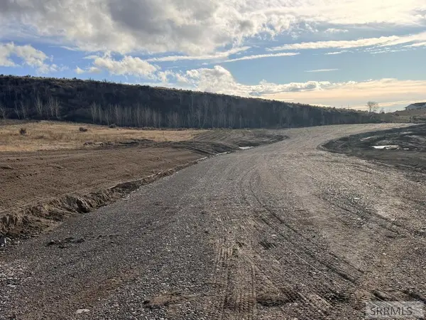 7 Paintbrush Lane, IDAHO FALLS, ID 83406