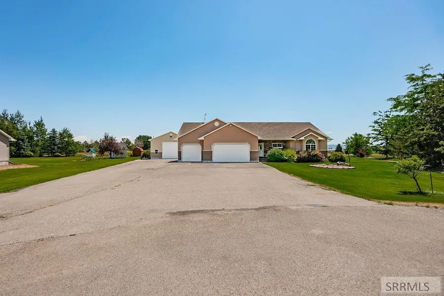 1581 775 E, Shelley, ID 83274 - #2