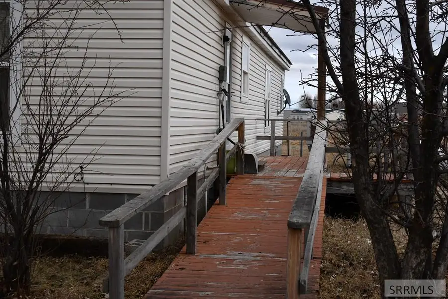 2252 300 N, Saint Anthony, ID 83445 - #3