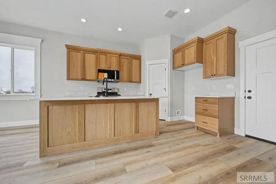 3634 Kingsboro Avenue, Ammon, ID 83406 - #3