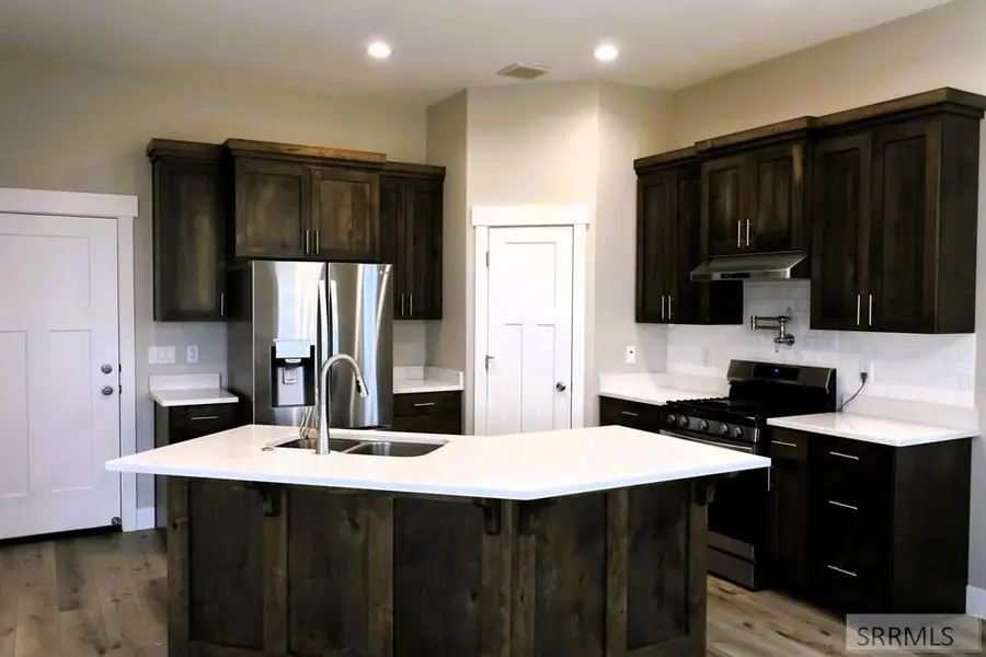 3953 Ventura Avenue, Idaho Falls, ID 83401 - #2