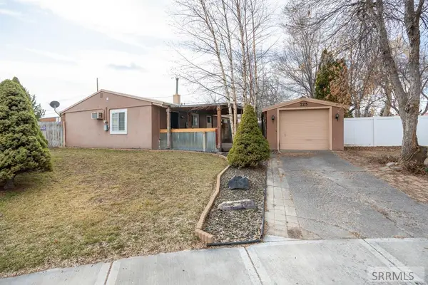 725 Northrup Avenue, IDAHO FALLS, ID 83401