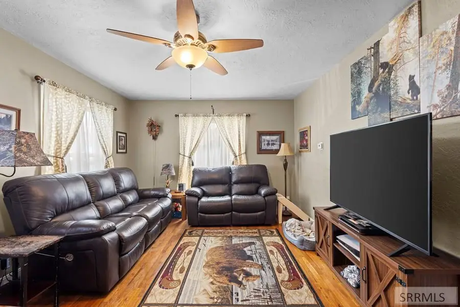 137 13th Street, Idaho Falls, ID 83402 - #3