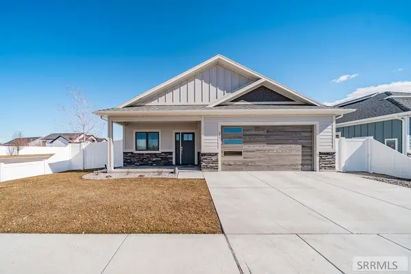 377 Glade Loop, IDAHO FALLS, ID 83404