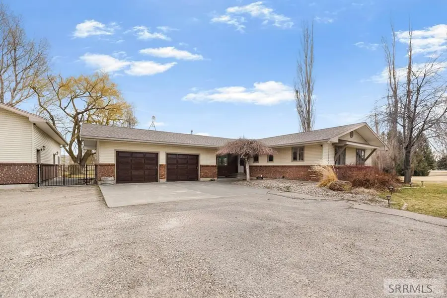 12433 1st E, Idaho Falls, ID 83404 - #2