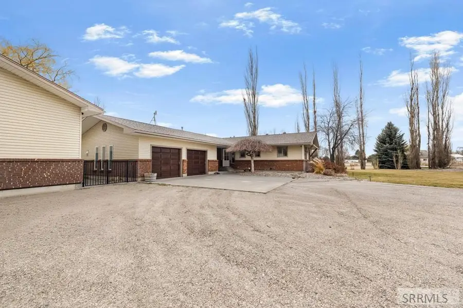 12433 1st E, Idaho Falls, ID 83404 - #3