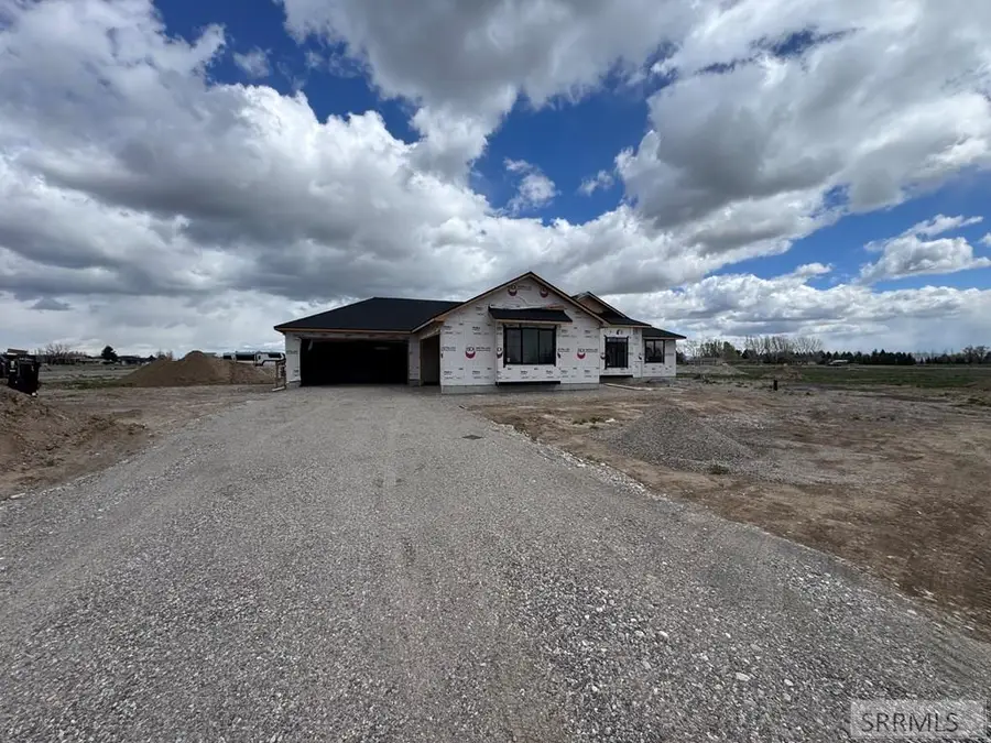 317 315 W, Blackfoot, ID 83221 - #3