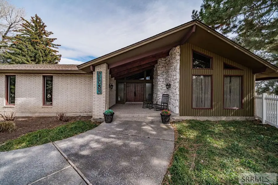 3669 Holmes Avenue, Idaho Falls, ID 83404 - #3