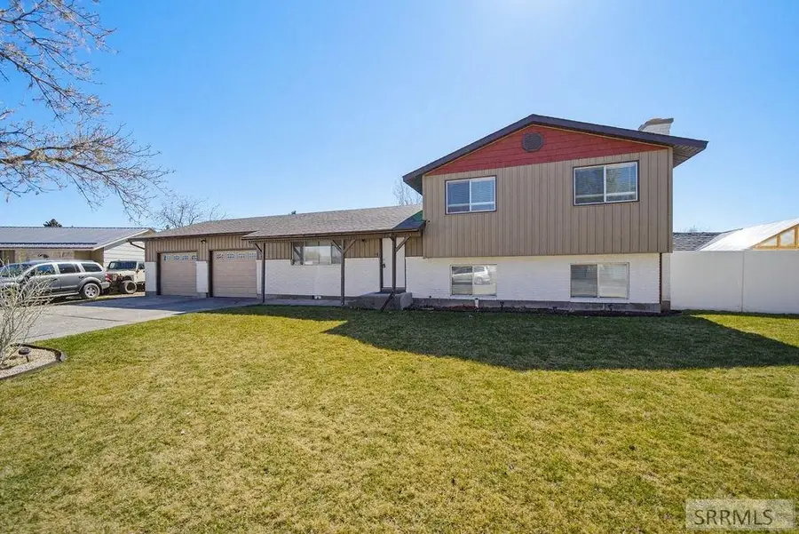 660 Butterfly Drive, Idaho Falls, ID 83401 - #3