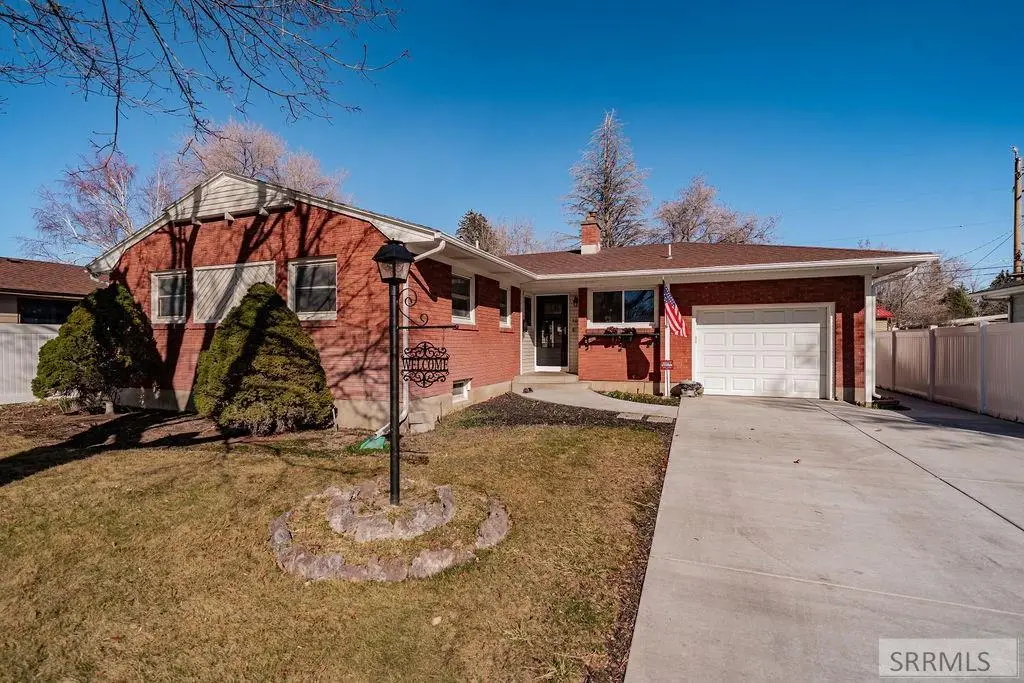 1075 Stanger Avenue, Idaho Falls, ID 83404 - #1