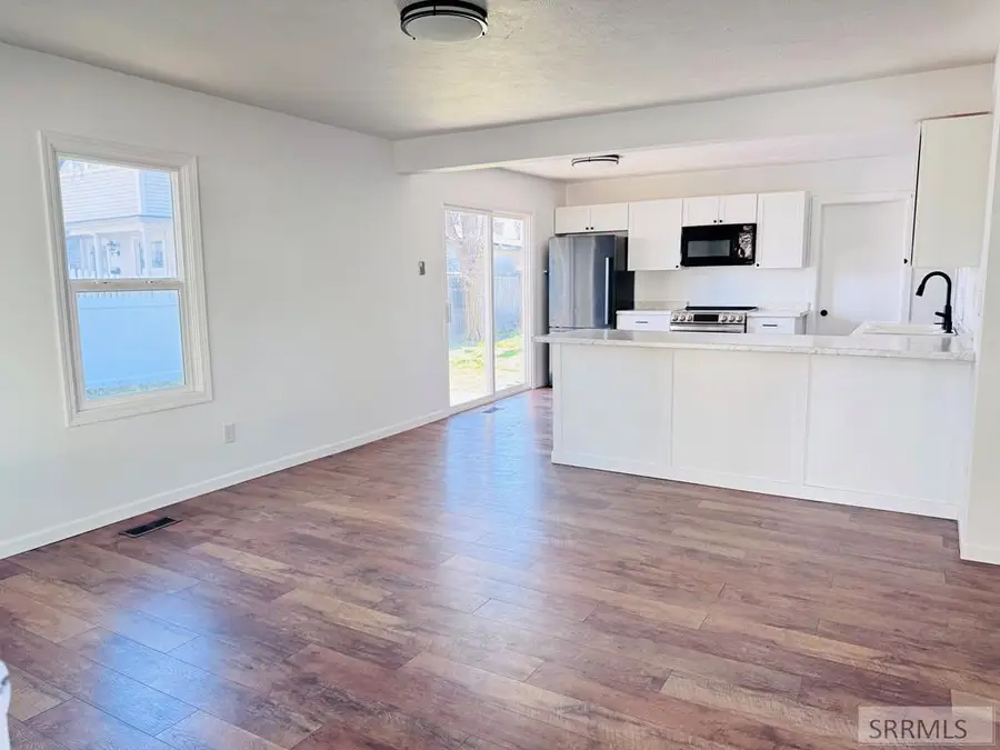 1070 Shilling Avenue, Blackfoot, ID 83221 - #2