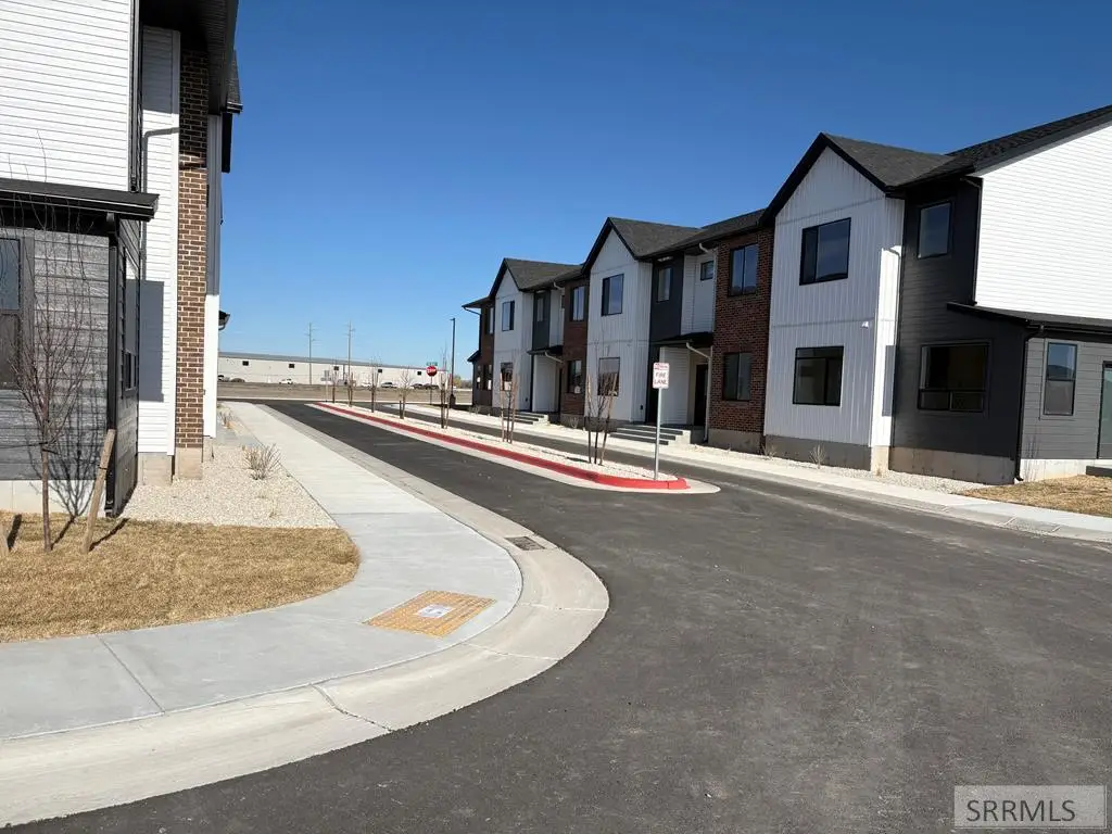 455 S Blue Spruce Avenue #111, Sugar City, ID 83448 - #1