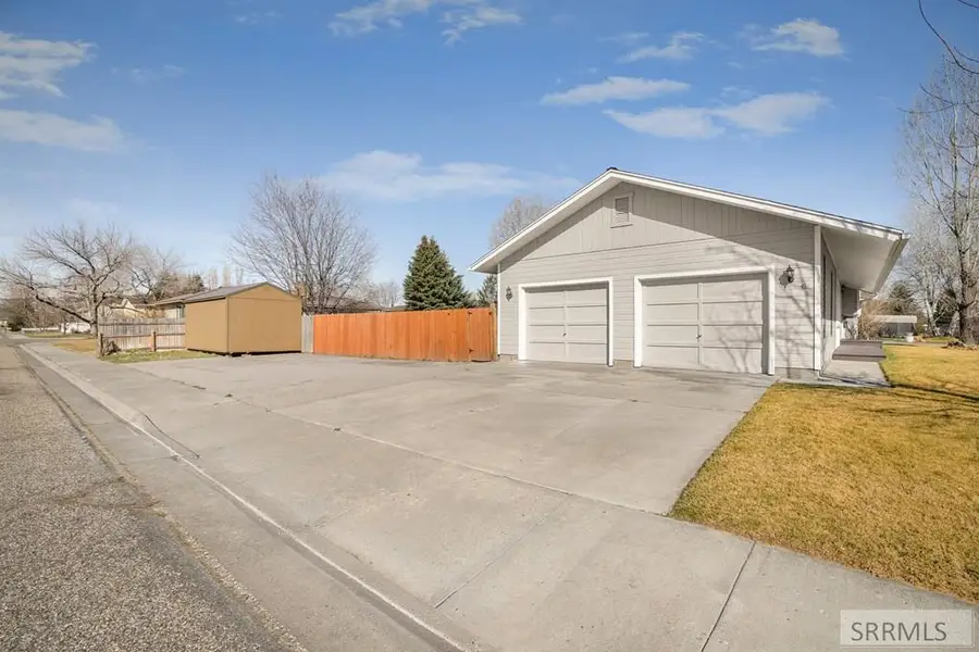 1617 9th Street, Idaho Falls, ID 83401 - #3