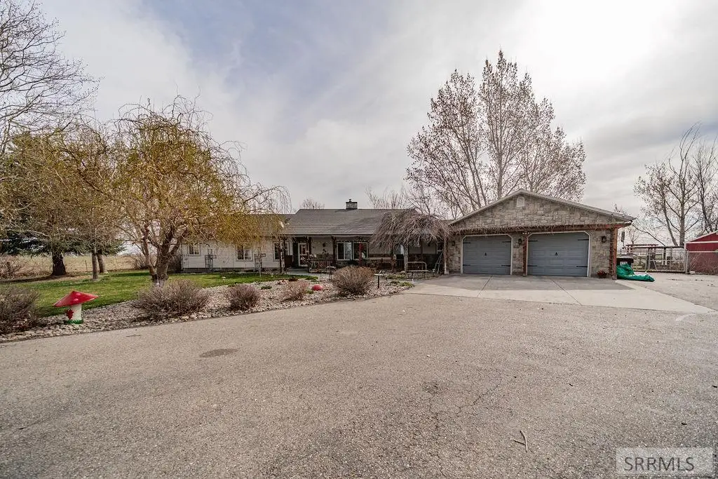 147 100 W, Blackfoot, ID 83221 - #1