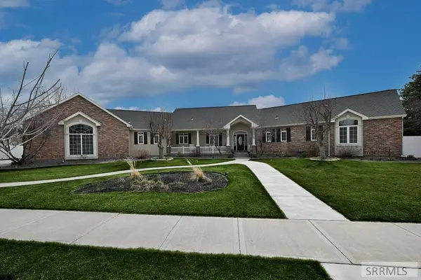 160 Woodhaven Lane, IDAHO FALLS, ID 83404