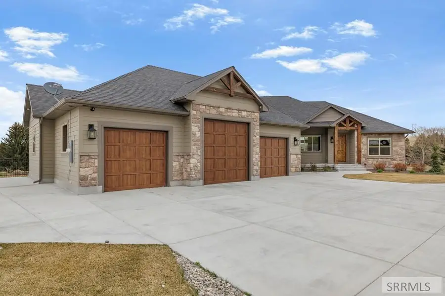 11865 Legacy Lane, Idaho Falls, ID 83404 - #3