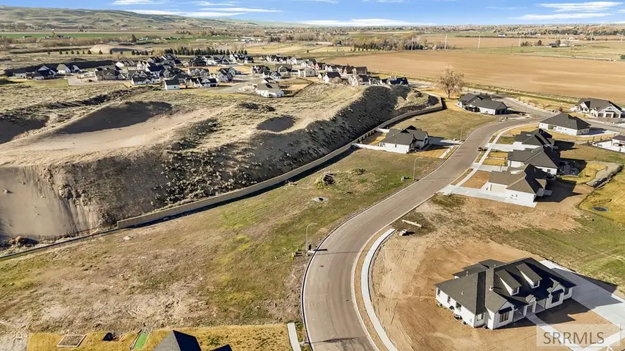 5763 Dune Village Way, Idaho Falls, ID 83404 - #3