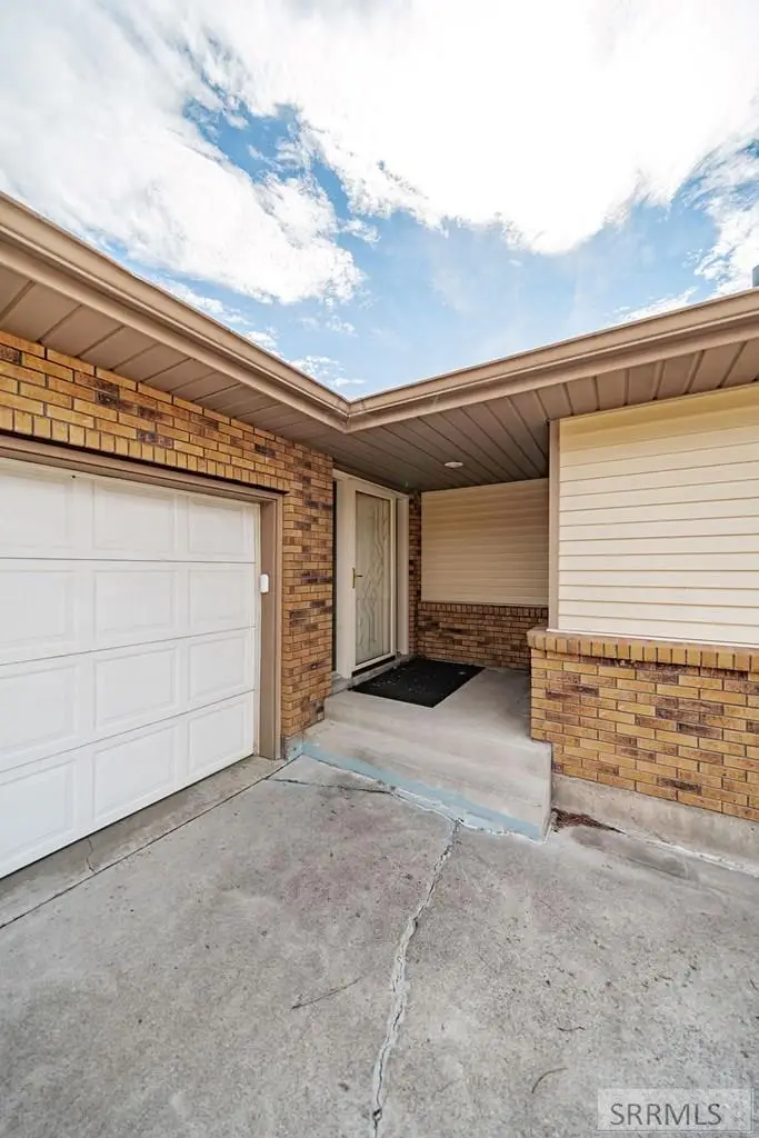 2305 Henryanna Avenue, Idaho Falls, ID 83404 - #2