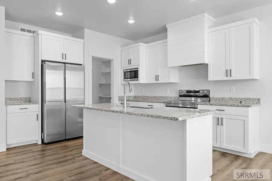 294 4th S, Sugar City, ID 83448 - #3