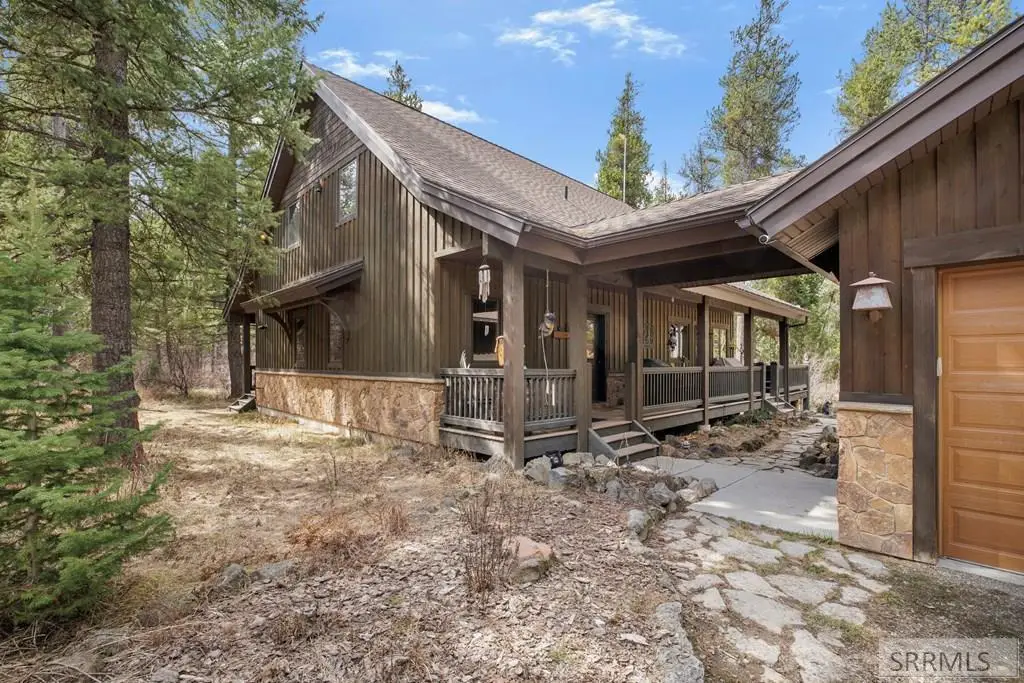 1533 Shadow Run, Ashton, ID 83420 - #1