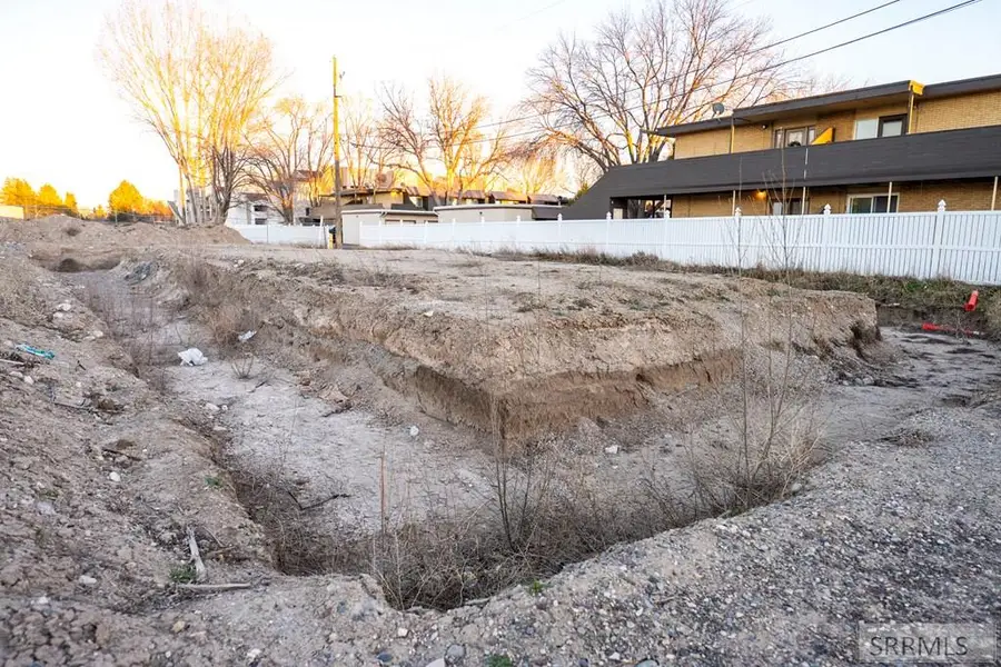 322 Fanning Avenue, Idaho Falls, ID 83401 - #3