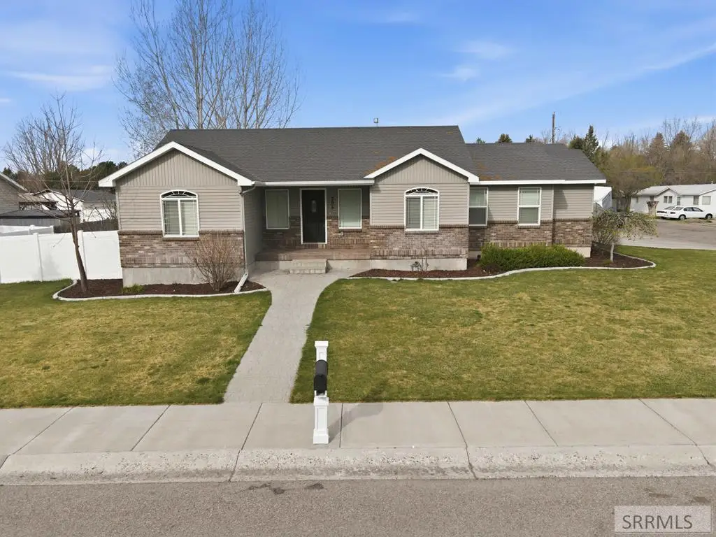 295 Centennial Street, Blackfoot, ID 83221 - #1