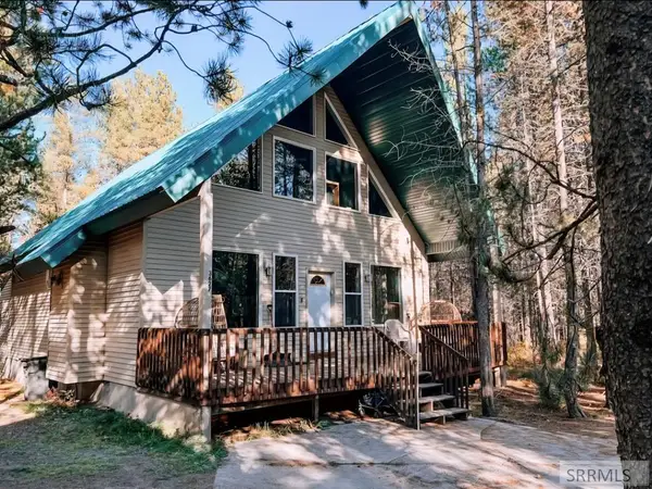 3627 Bills Island Loop Road, ISLAND PARK, ID 83429