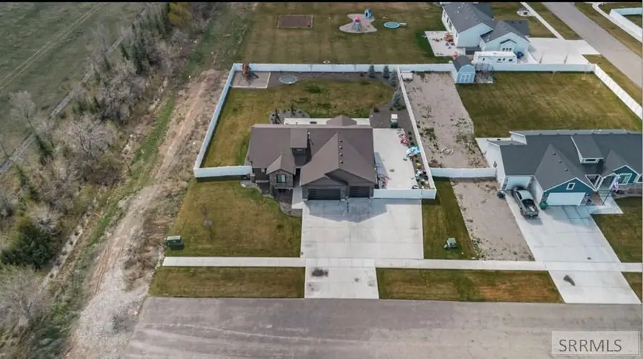 5250 Dutson Drive, Iona, ID 83427 - #2