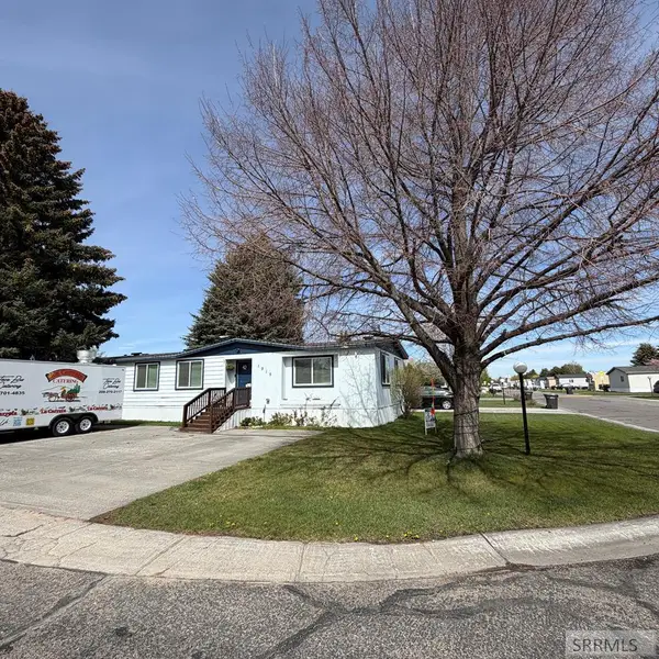 1915 Whispering Pine Drive, IDAHO FALLS, ID 83401