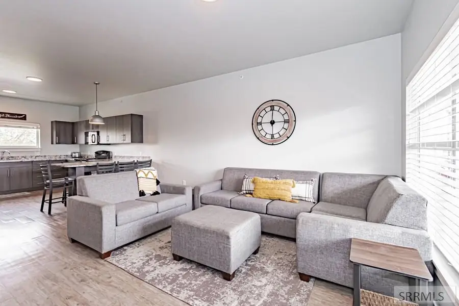 431 S 3rd W, Rexburg, ID 83440 - #2