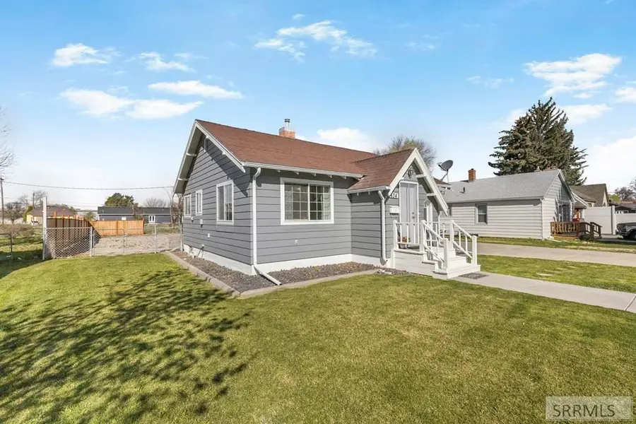 434 Park Avenue, Shelley, ID 83274 - #2