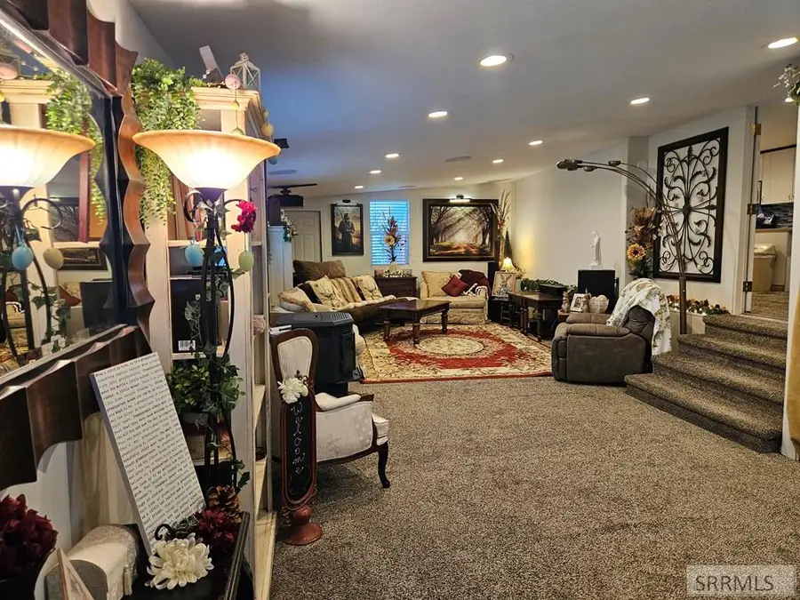 402 Violet Street, Rexburg, ID 83440 - #2