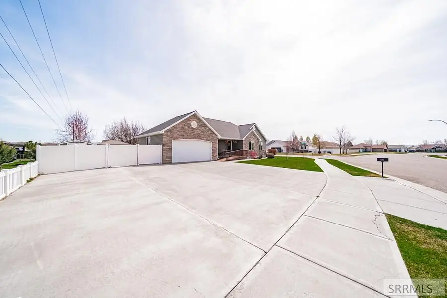 3665 Merlin Drive, Idaho Falls, ID 83404 - #3