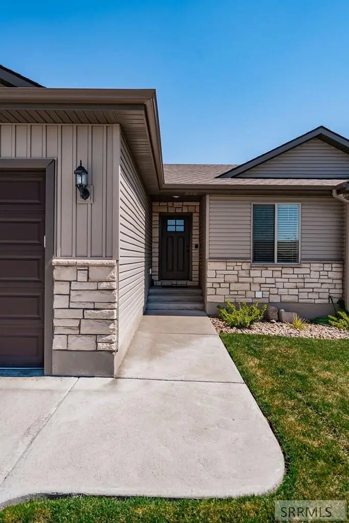 2230 Roy Drive, Idaho Falls, ID 83401 - #2