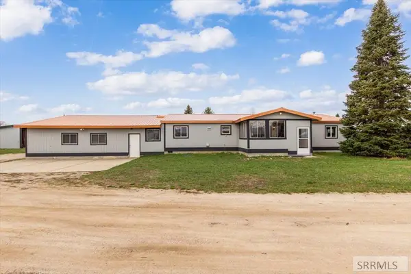861 Hwy 33, TETONIA, ID 83452