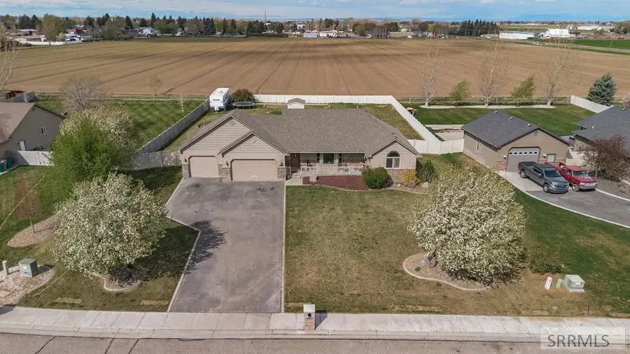 11121 40 E, Idaho Falls, ID 83401 - #2