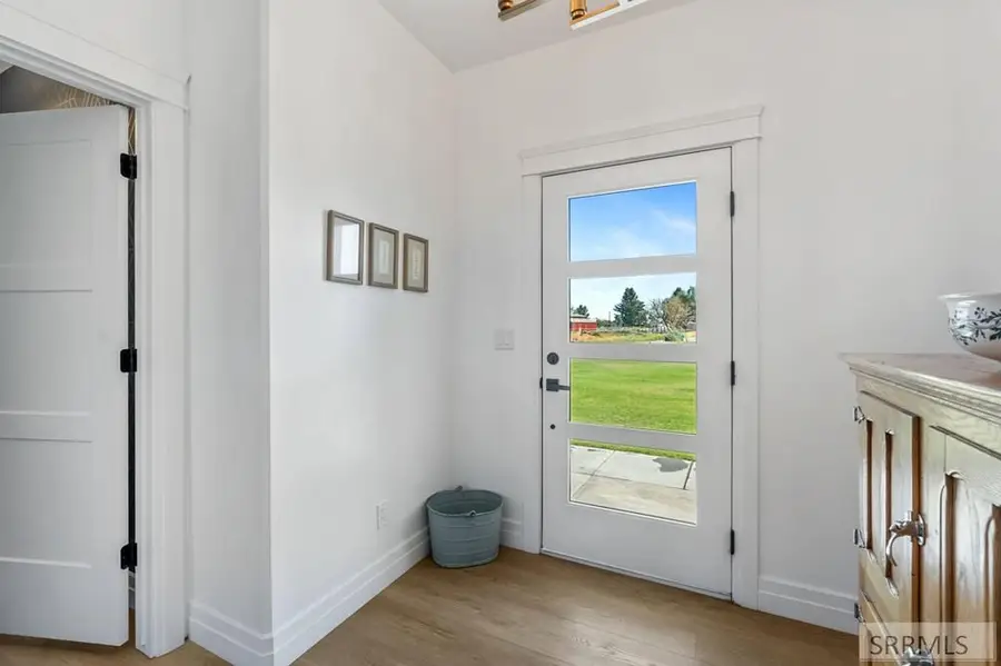 956 E 1100 N, Shelley, ID 83274 - #2