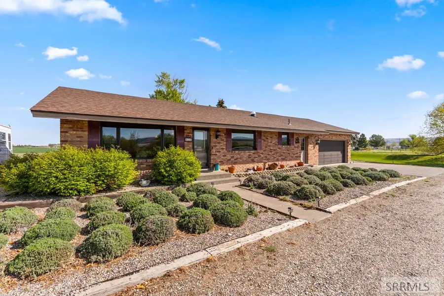 479 97th S, Idaho Falls, ID 83404 - #2