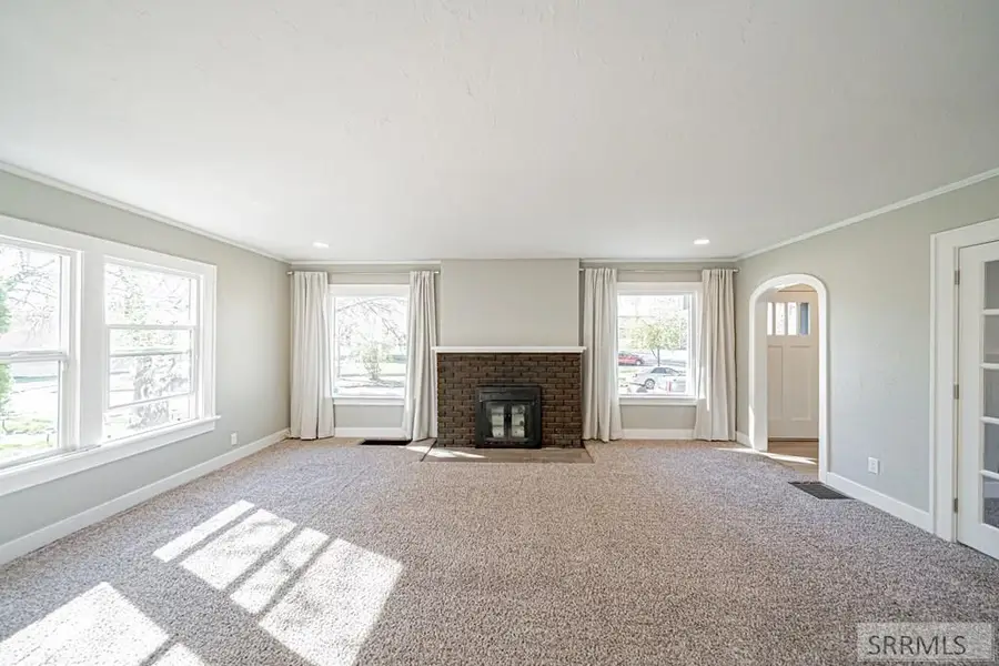 127 8th Street, Idaho Falls, ID 83401 - #2