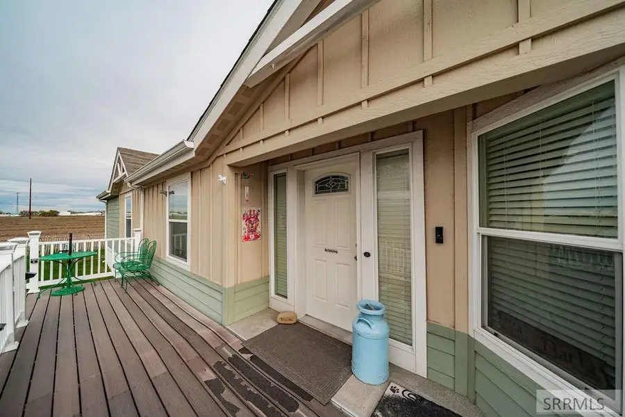 2139 Pinewood Drive, Idaho Falls, ID 83401 - #3