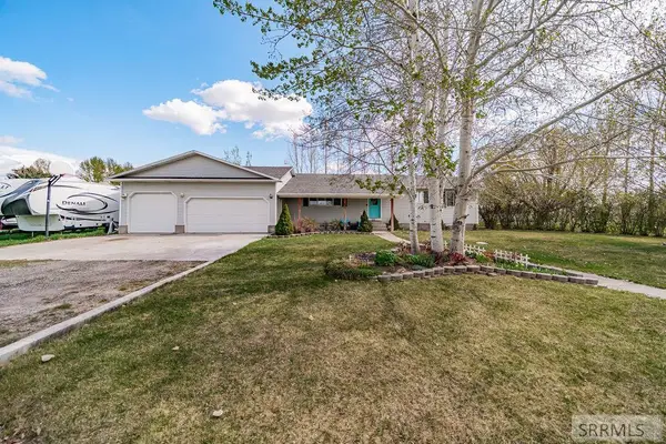 3724 38 N, RIGBY, ID 83442