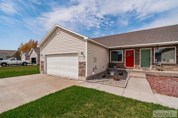 2947 Glenn Cove Court, AMMON, ID 83406