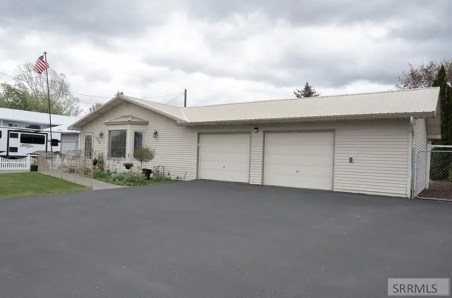 1080 Center Street, Blackfoot, ID 83221 - #3