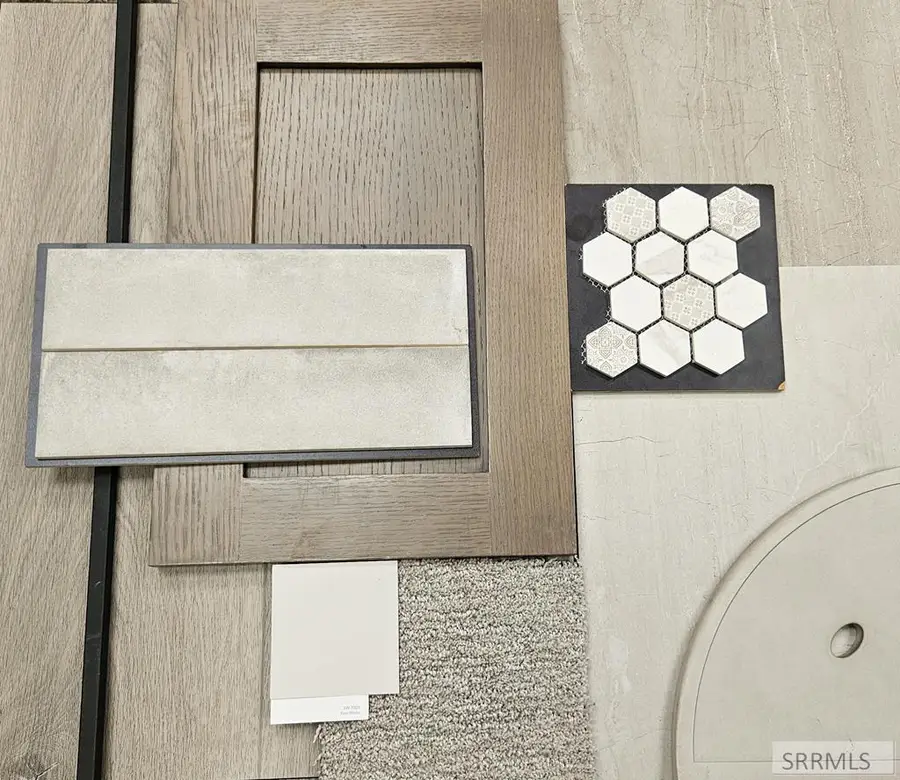 681 Glacier Ave, Shelley, ID 83274 - #3