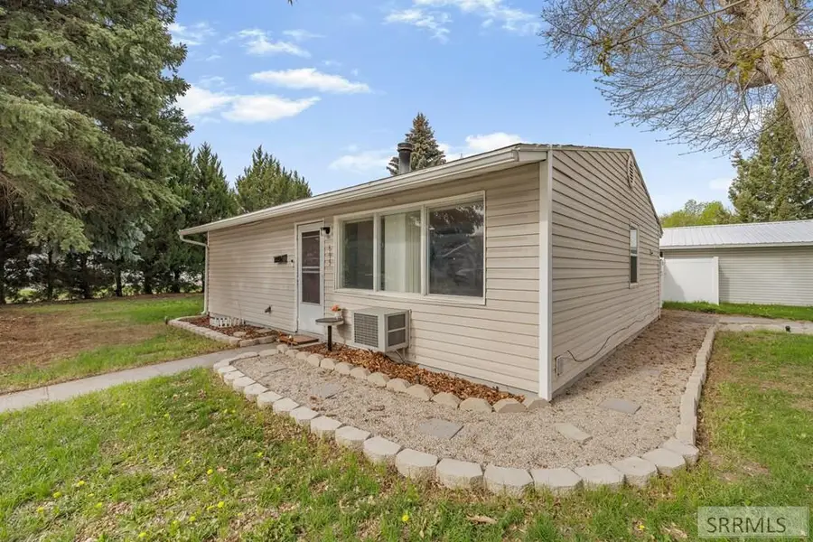 695 James Place, Idaho Falls, ID 83402 - #2