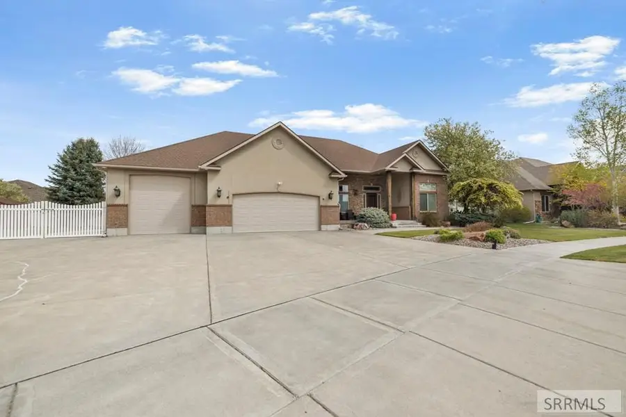 6111 Bay Hill Drive, Idaho Falls, ID 83401 - #3