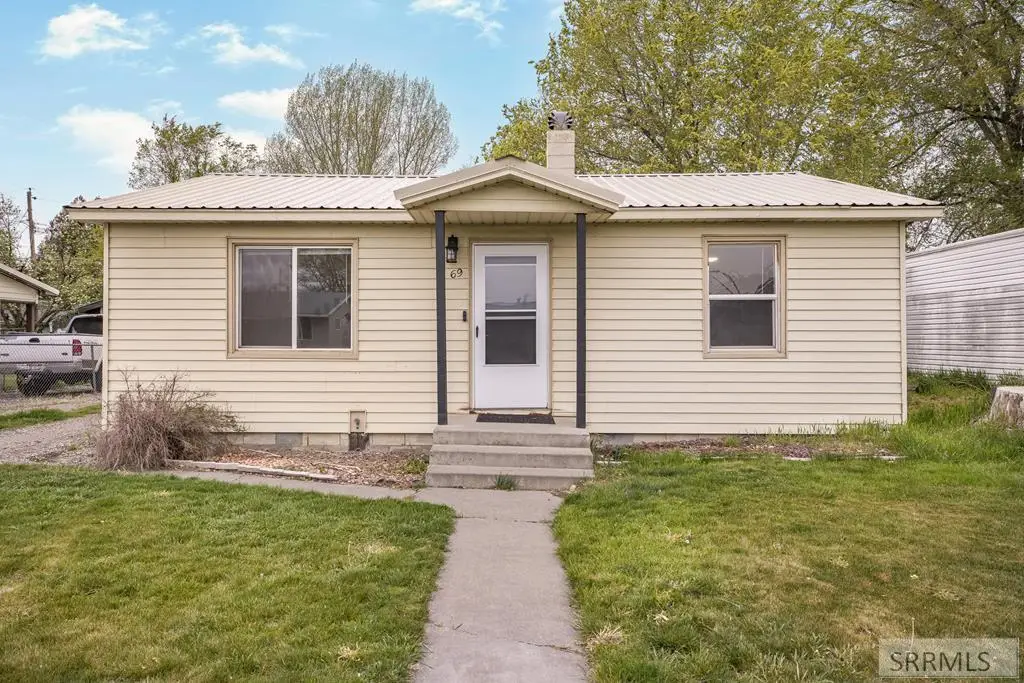 69 Johnson Street, Blackfoot, ID 83221 - #1