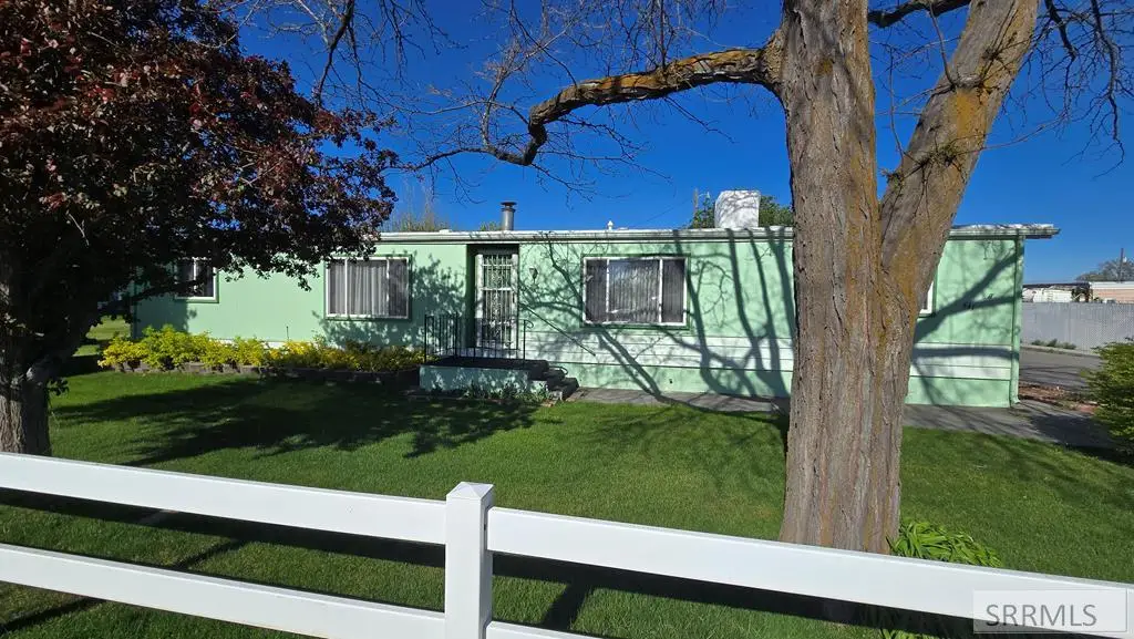 441 Cedar Street, Blackfoot, ID 83221 - #1