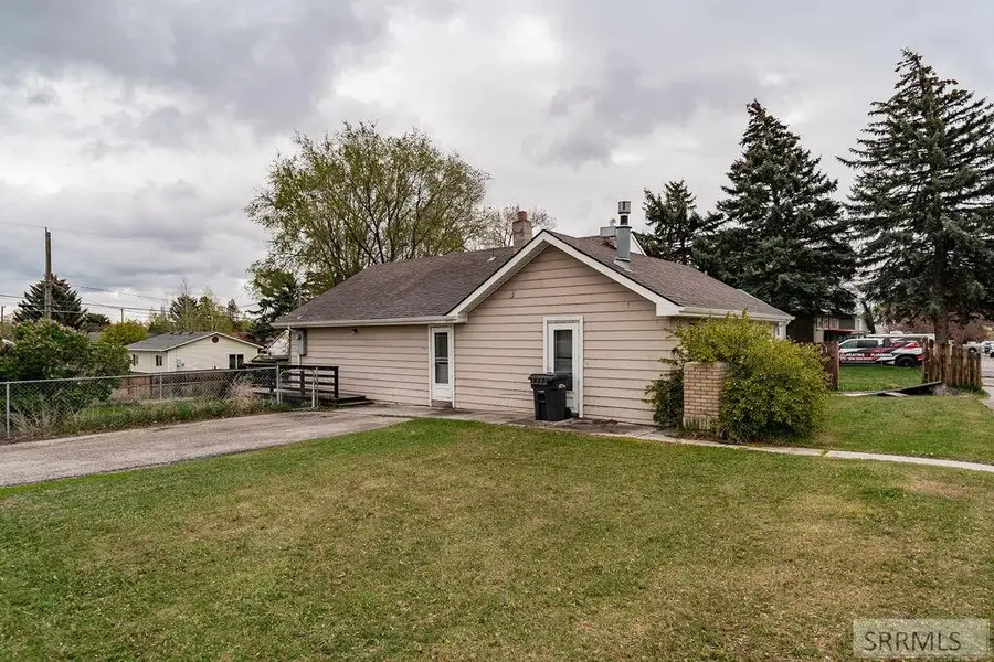 1096 Jefferson Avenue, Idaho Falls, ID 83402 - #3